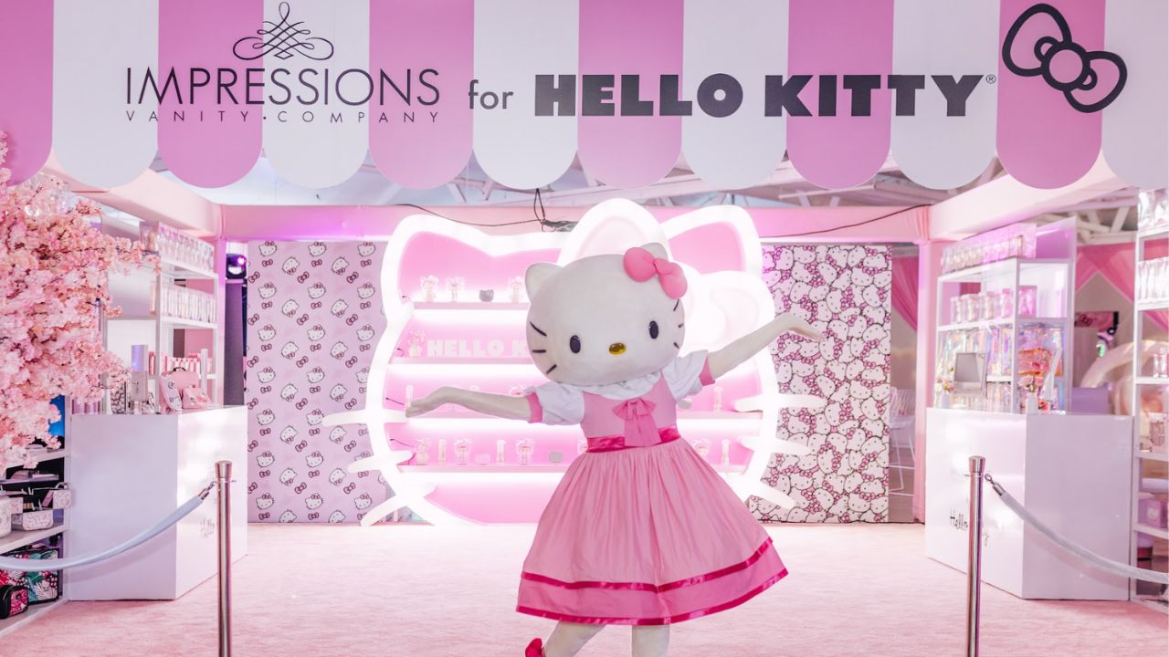 Hello Kitty The Favorites 6-Pc Brush Set in Black | Impressions Vanity Co. | Aluminum/Glass