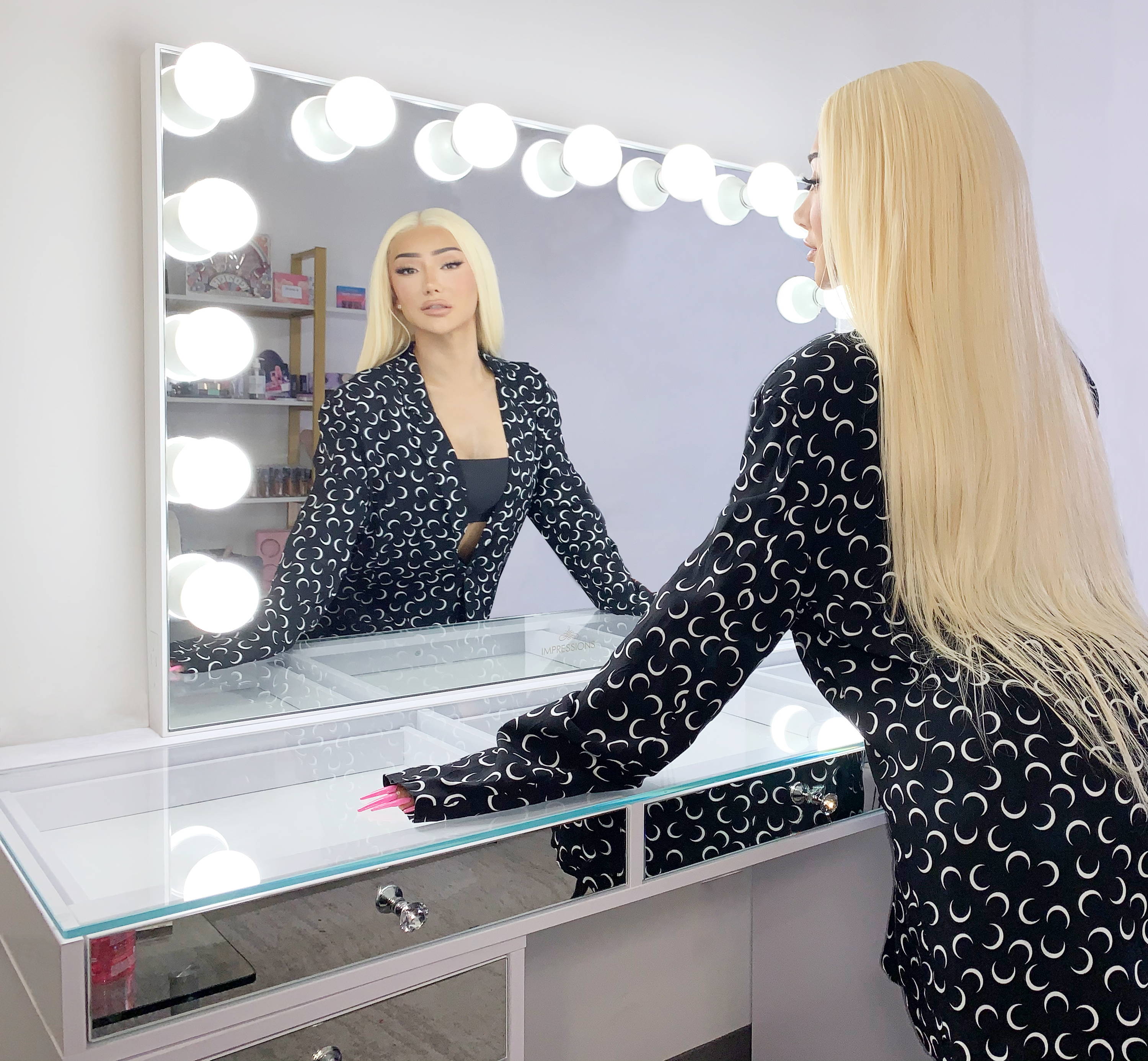 IVC Babe Spotlight: Nikita Dragun • Impressions Vanity Co.