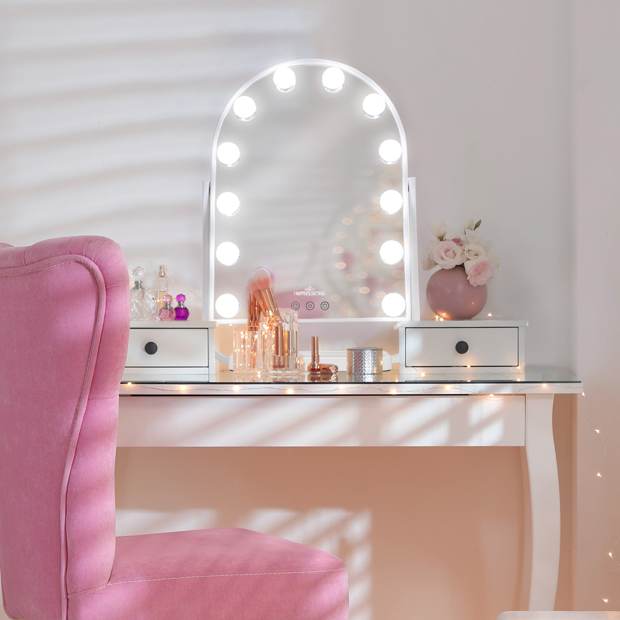 Curva Arch Tri-Tone LED Makeup Mirror Impressions Vanity Co. Curva Arch Tri-Tone LED Makeup Mirror Impressions Vanity Co.
