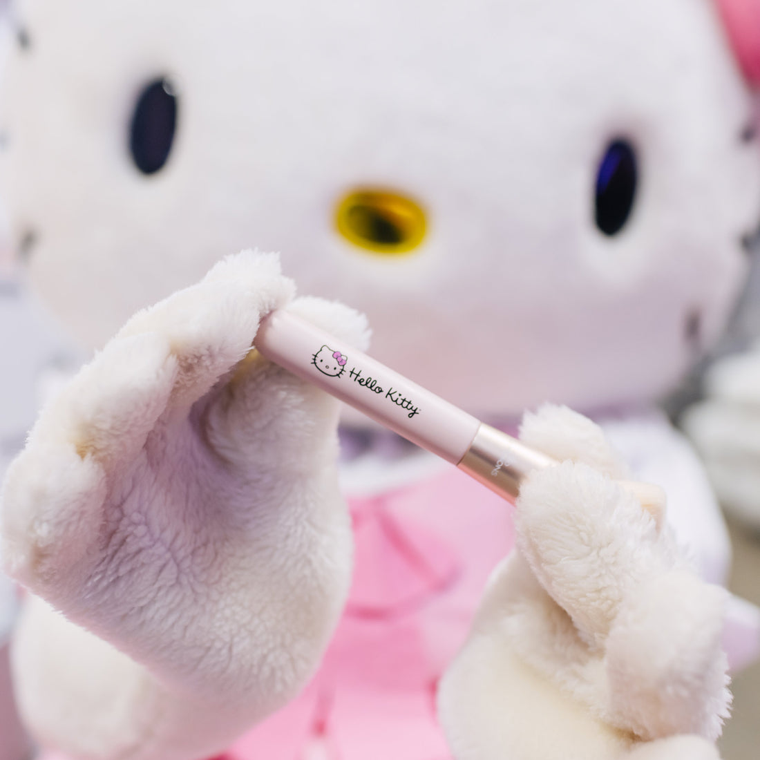 Hello Litty Core Hello Kitty®